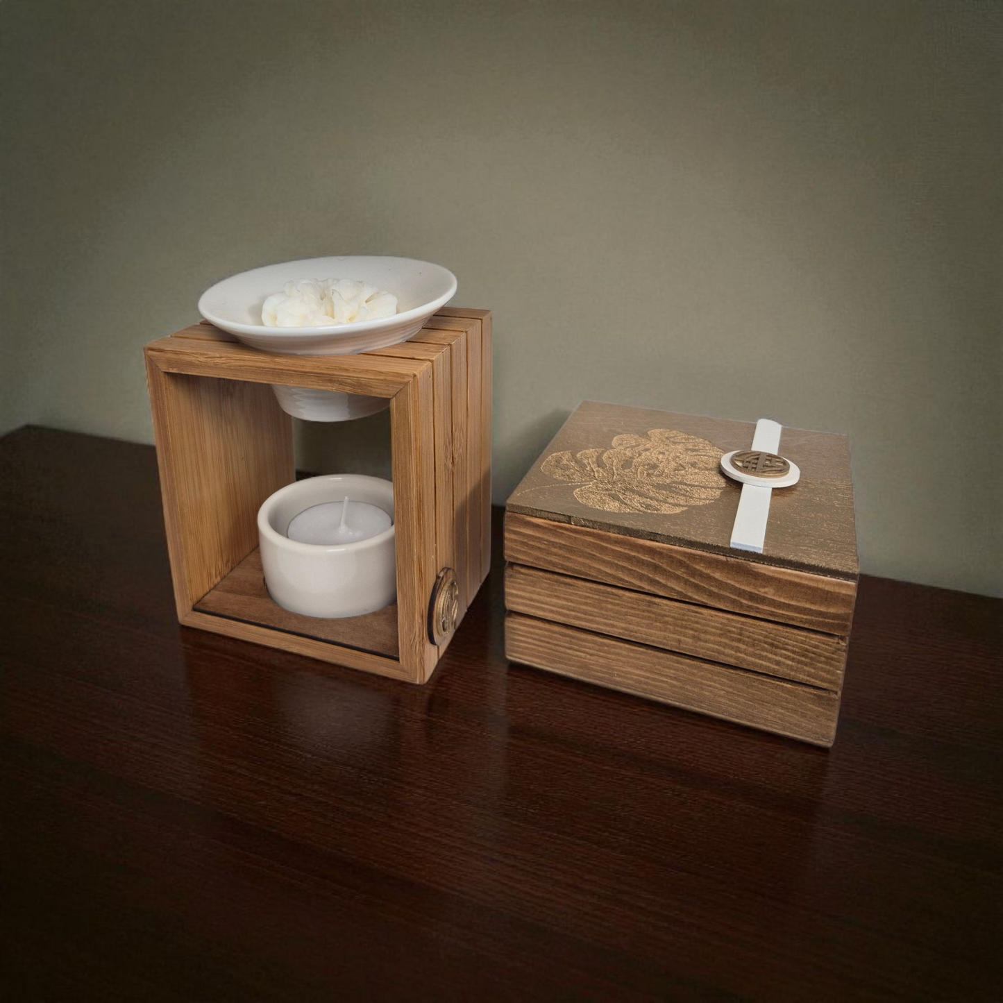 Coffret Brûleur à Fondants Parfumés & Boîte à Fondants Gravée (Blanc)